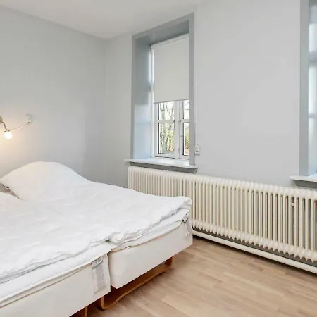 26 Person In Roslev-by Traum Åsted